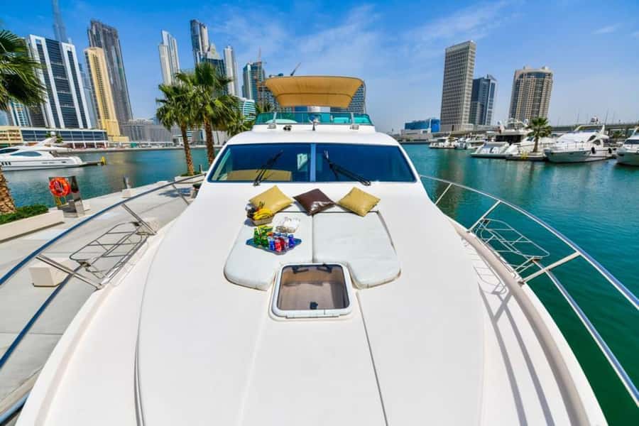 Dubai: Marina Private Luxury Yacht Tour - Leaving Dubai Marina for a private cruise