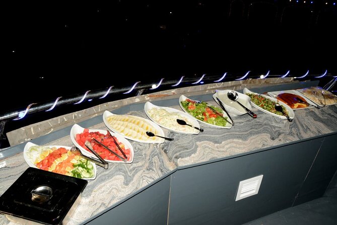 Dubai Marina Unique Dhow Cruise Buffet Dinner and Belly Dance - Group size, atmosphere, and practical expectations