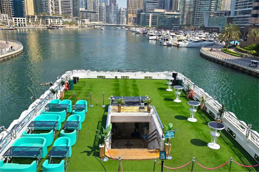 Dubai: Mega Yacht Dinner Cruise with Buffet - Tanoura Dancing, Aerial Acts, and DJ Music
