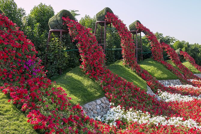 Dubai Miracle Garden Self-Guided Tour with Ticket with Transfer - How long you need inside