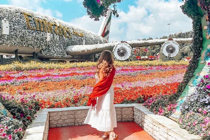 Dubai Miracle Garden Skip the Line E-Ticket and Transport Options - The flower displays: hearts, castles, and careful detail