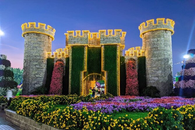 Dubai Miracle Garden Ticket - Food, drinks, gifts, and places to rest