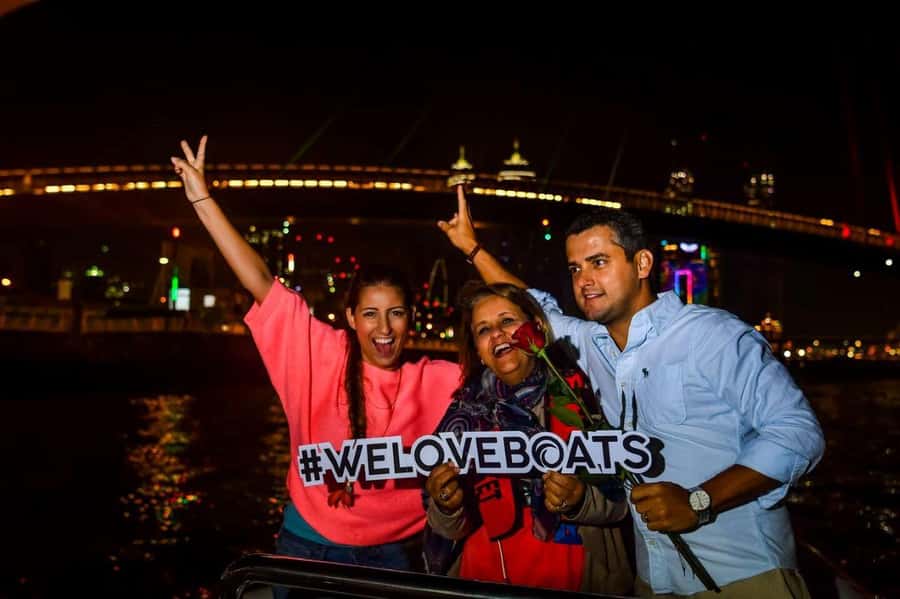 Dubai - New Year's Eve Fireworks show on a Speedboat - Seeing Atlantis from the water