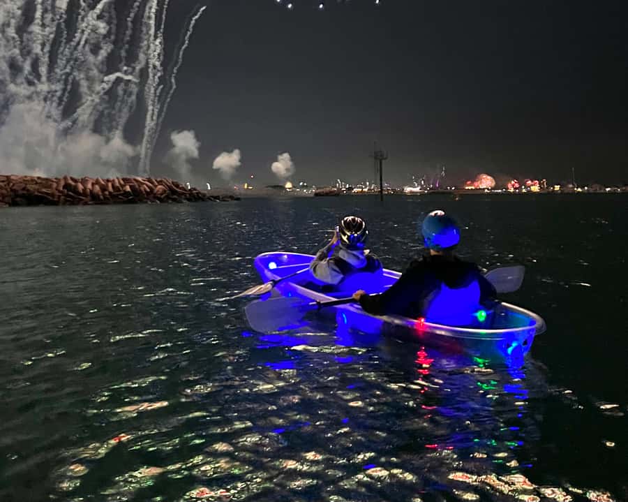 Dubai: Night Kayaking Tour - The briefing, equipment, and first few minutes