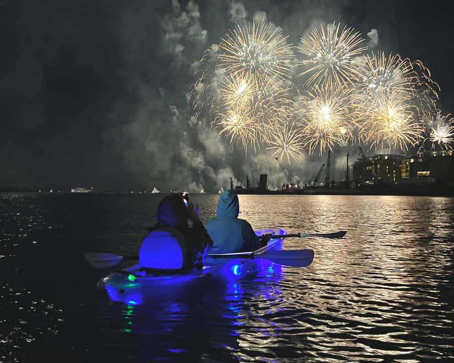 Dubai: Night Kayaking Tour - Paddling beneath Dubai’s night skyline