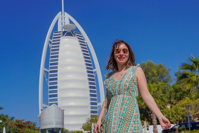 Dubai Old and Modern City Tour with Blue Mosque Visit - Inside the 21-Domed Blue Mosque