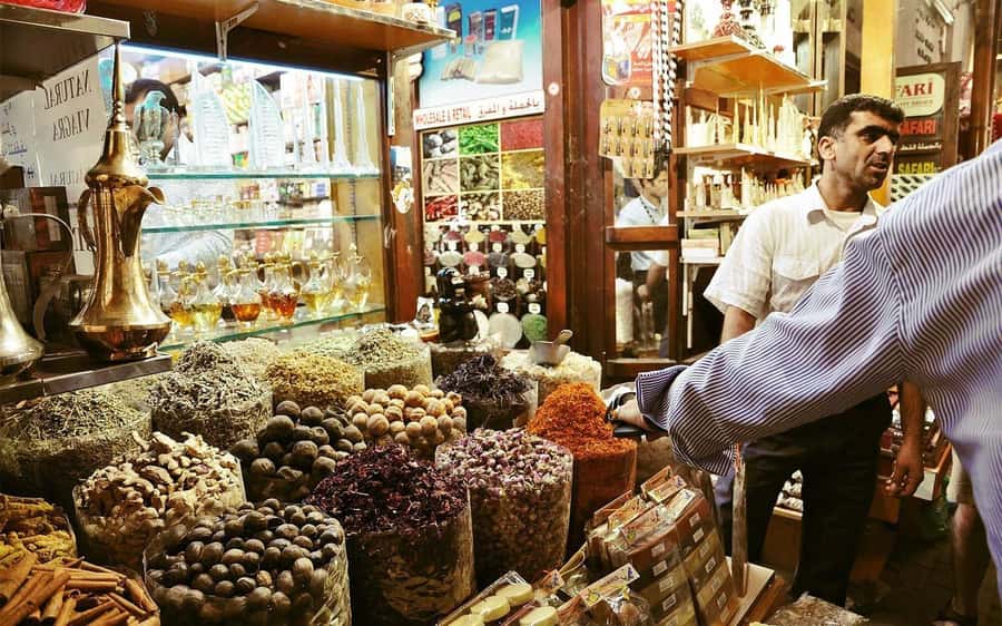 Dubai: Old City Walking Tour with Abra Ride - Why Old Dubai is the right place to start