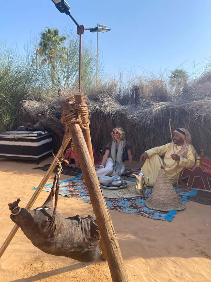 Dubai: Old Town Walking Tour with Abra Cruise & Street Food - Textile Souk colors and the art of browsing