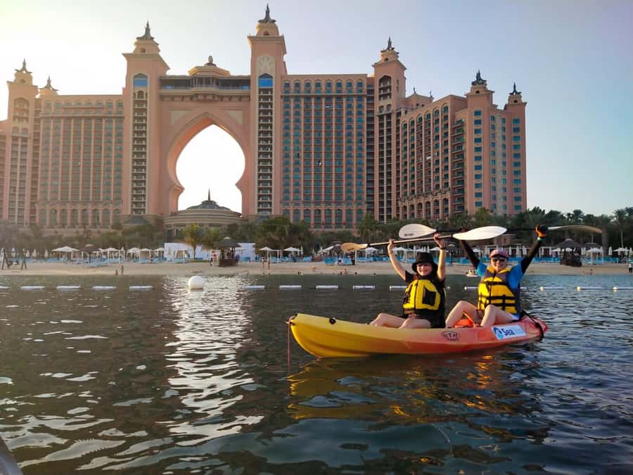 Dubai: Palm Jumeirah Guided Kayaking Tour - The beach pause and Dubai Marina views