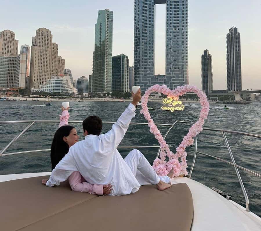Dubai: Palm Jumeirah luxury private yacht Tour - The two-hour route reaches Palm Jumeirah and Burj Al Arab