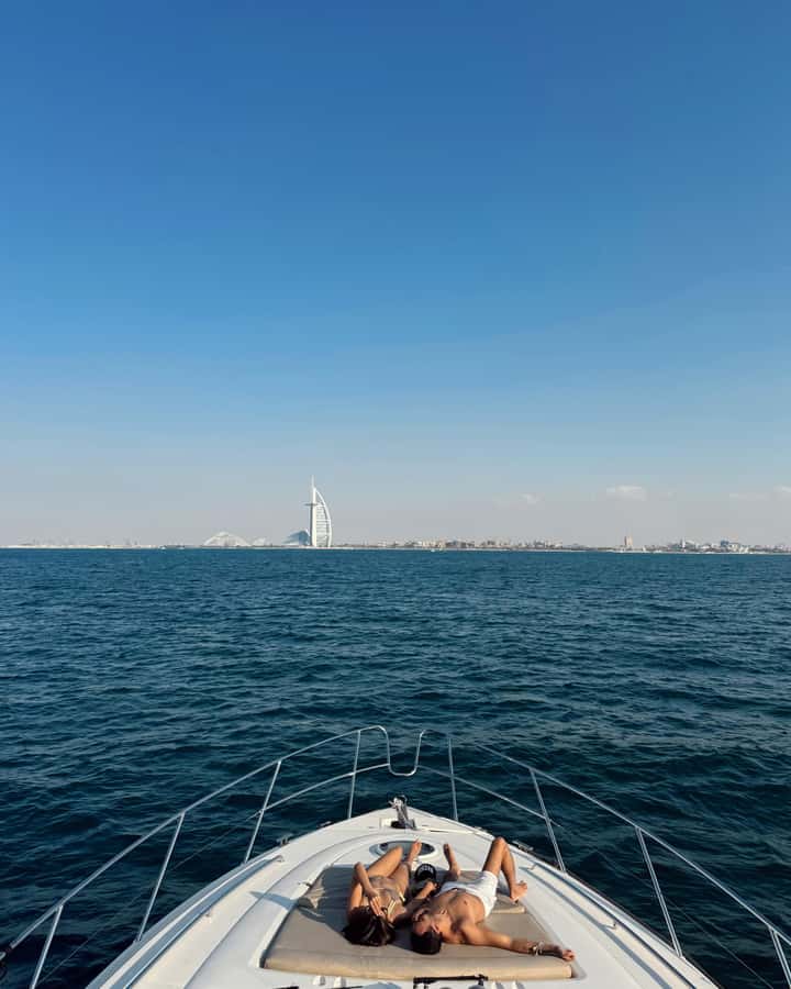 Dubai: Palm Jumeirah luxury private yacht Tour - Is the $31 starting price good value?
