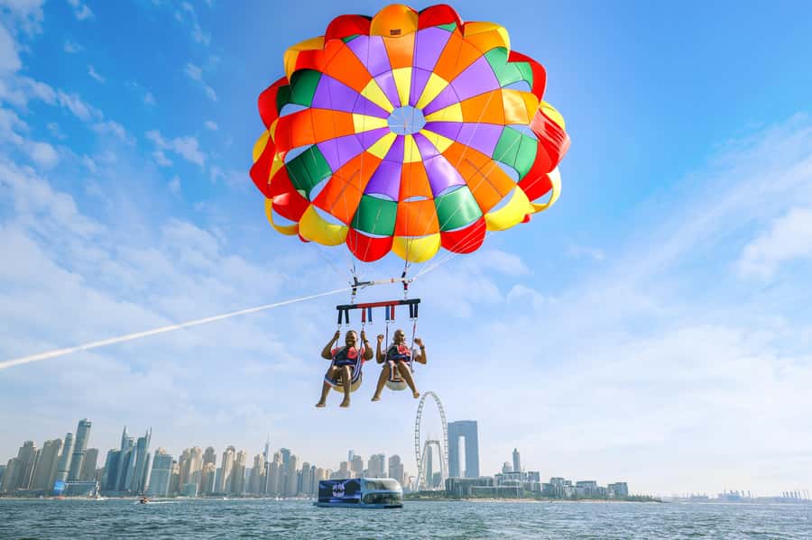 Dubai: Palm View and JBR View Parasailing Experience - The 10 to 12-minute parasail flight