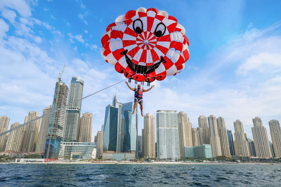 Dubai: Palm View and JBR View Parasailing Experience - Should you book the Palm and JBR parasailing experience?