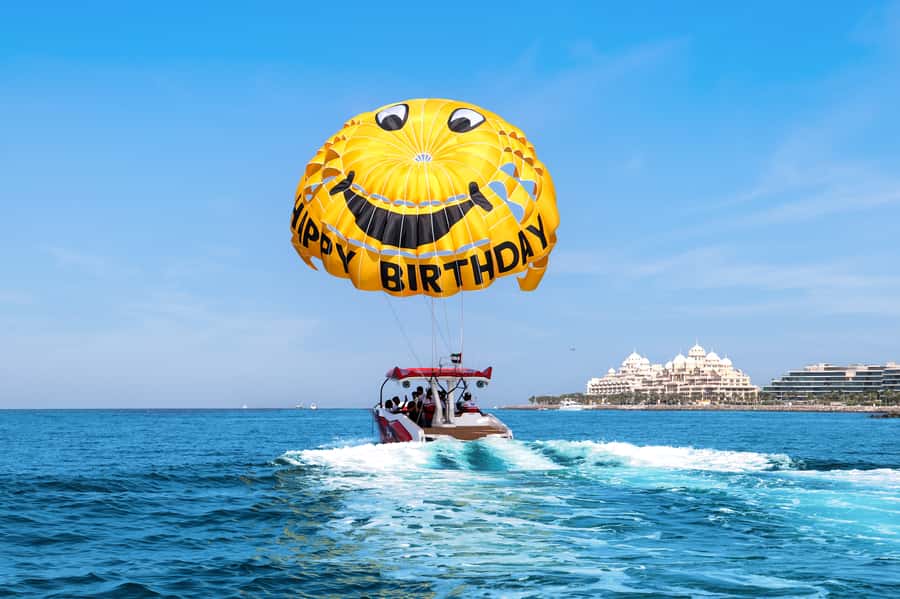 Dubai: Parasailing with Happy birthday Parachute JBR & Palm - The safety briefing and the ride into the air