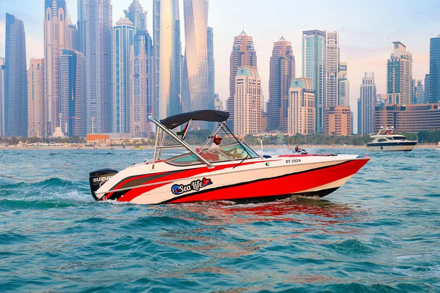 Dubai: Private Boat Tour - JBR/Burj Al Arab/Atlantis options - Why a private boat gives Dubai a better view