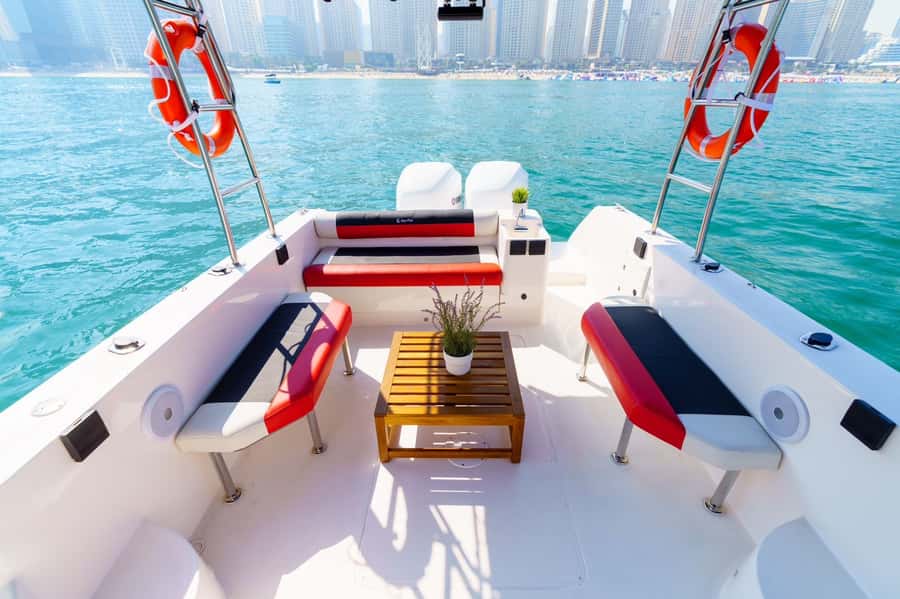Dubai: Private Coastline Landmarks Mini-Yacht Tour - Dubai Marina: Skyscrapers Before Open Water