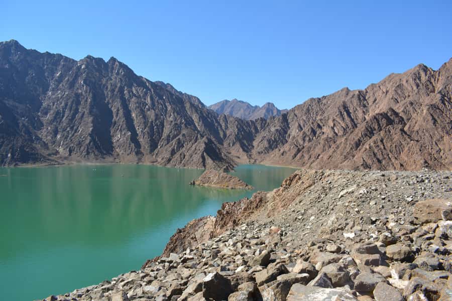 Dubai: Private Desert Day Tour and Wadi Shawka Pool Visit - Who gets good value from the $107 price