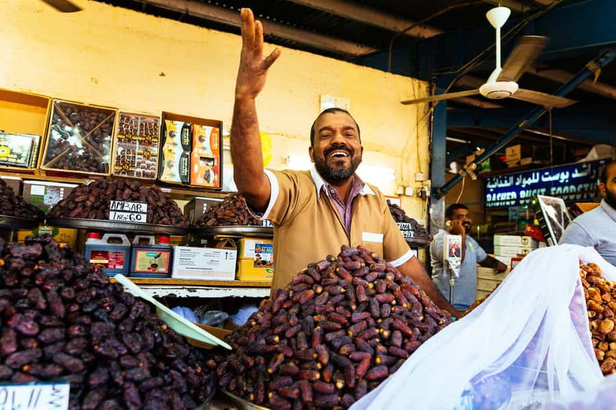Dubai: Private Food Tour – 10 Tastings with Locals - Crossing the creek by abra