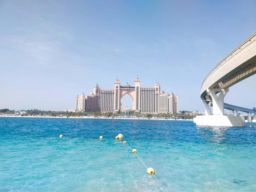 Dubai:Private Frame Entry, Mosque, Souks, Tastings& transfer - Five Hours, Hotel Pickup, and Dubai Traffic