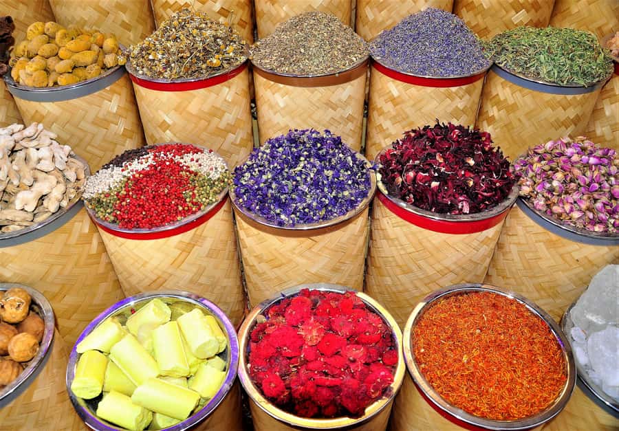 Dubai:Private Frame Entry, Mosque, Souks, Tastings& transfer - Should You Book This Dubai Tour?