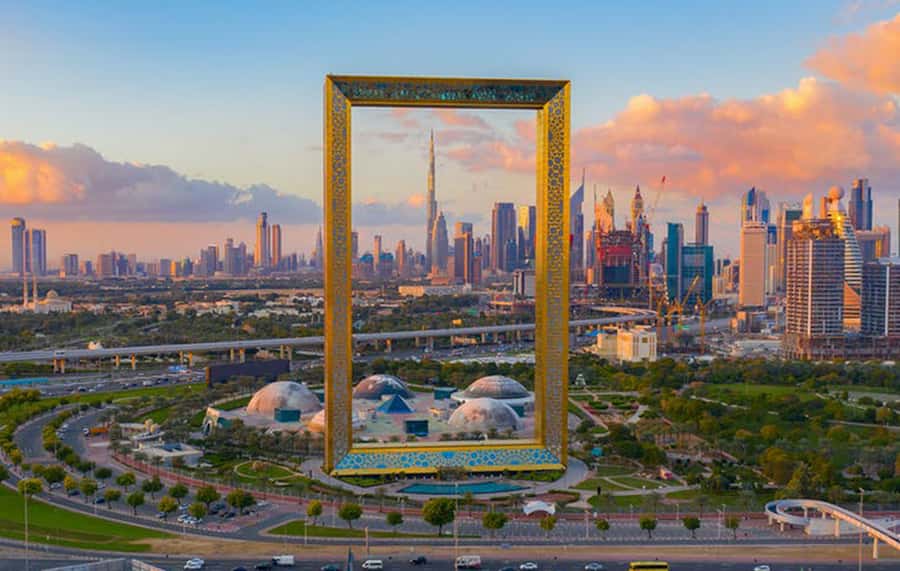Dubai: Private Guided City Tour and Dubai Frame Entry Ticket - A quick way to see Dubai’s big picture