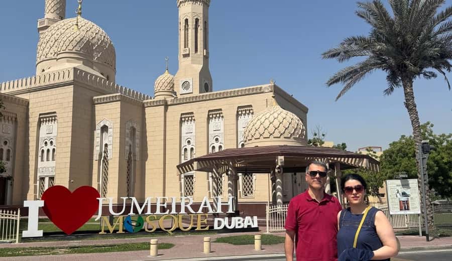 Dubai: Private Guided City Tour and Dubai Frame Entry Ticket - Jumeirah Mosque and the coastal photo stops