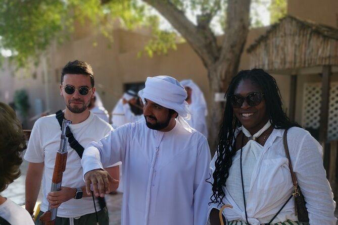 Dubai : Private layover airport transit/stopover tour. - The Museum of the Future and Dubai Mall