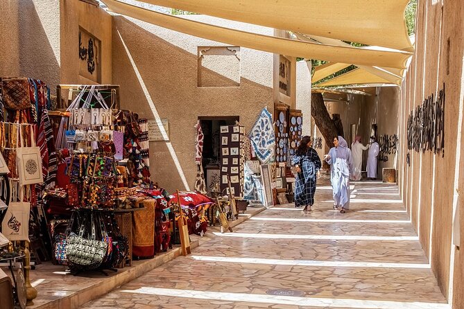 Dubai Private Layover, Stopover and Transit Tour with Transfer - Dubai Frame and Zabeel Palace