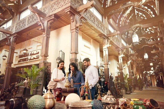 Dubai Private Layover, Stopover and Transit Tour with Transfer - Downtown Dubai: Mall, Burj Khalifa, and Fountain