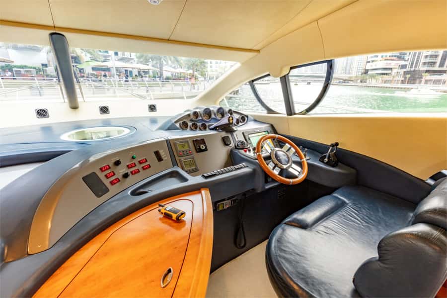 Dubai: Private Luxury Yacht Cruise for up to 20 People - Leaving from Dubai Marina Walk