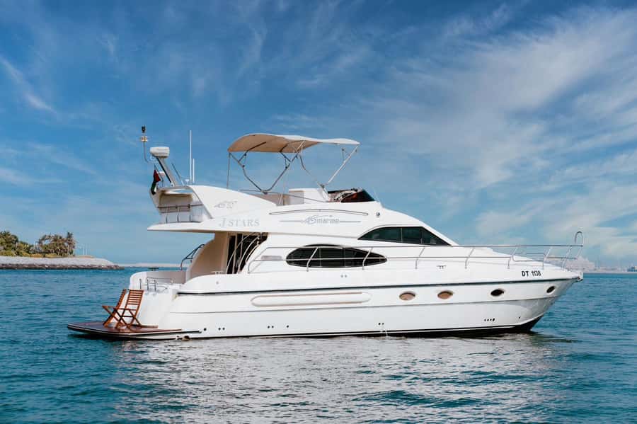 Dubai: Private Luxury Yacht Tour on a 50-Foot Yacht - Why a Yacht Is the Right Way to See Dubai’s Coast