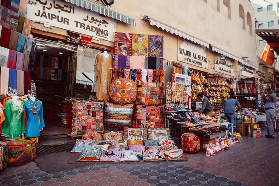 Dubai: Private Tour with Locals – Highlights & Hidden Gems - Is $124 per person a fair price?