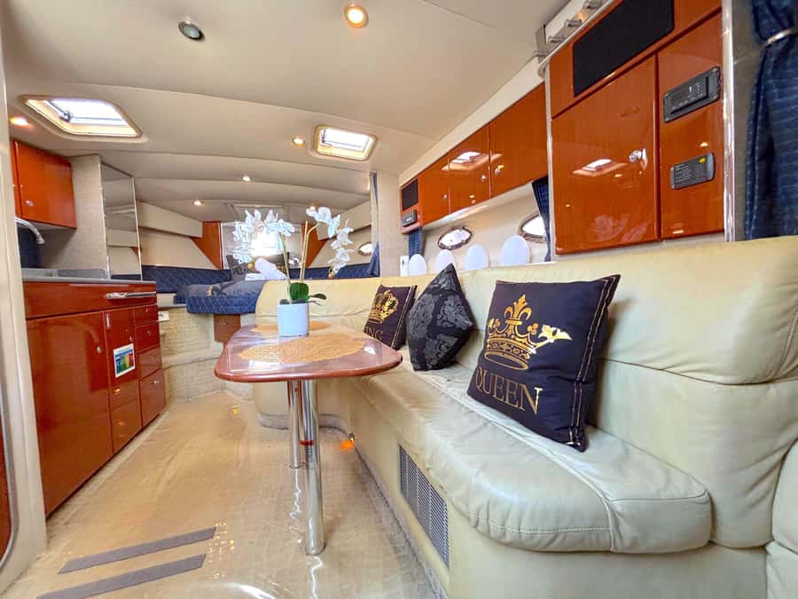 Dubai: Private Yacht Cruise for Unforgettable Memories - What is included on the 34-foot yacht