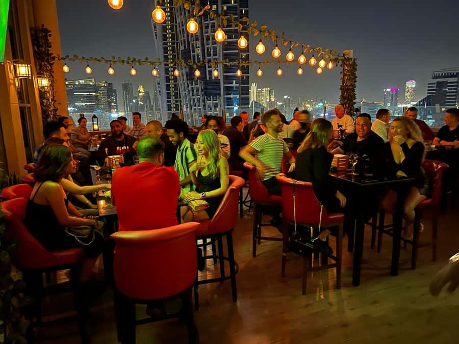 Dubai: Pub Crawl Nightlife Tour - Four Dubai venues, one planned Saturday night