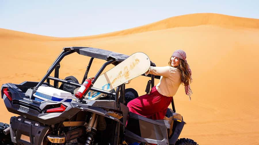 Dubai: Red Dune Desert, Dune Buggy Ride & BBQ Buffet Dinner - Key Points Before You Book