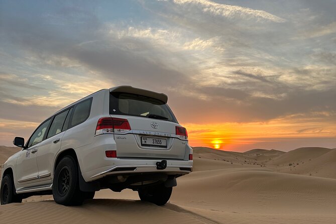 Dubai: Red Dunes, Sandsurf, Camel Ride, BBQ Dinner at Desert Camp - Key points to know before booking