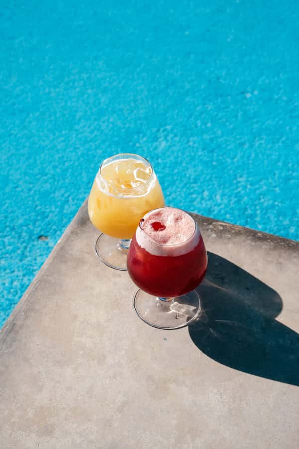 Dubai: Riva Beach Club Pool and Beach Day Pass - A Palm Jumeirah beach day without the hotel price tag