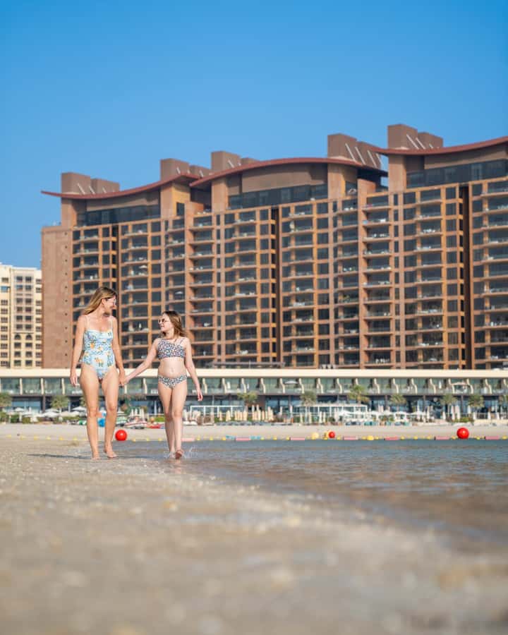 Dubai: Riva Beach Club Pool and Beach Day Pass - A useful choice for families and couples