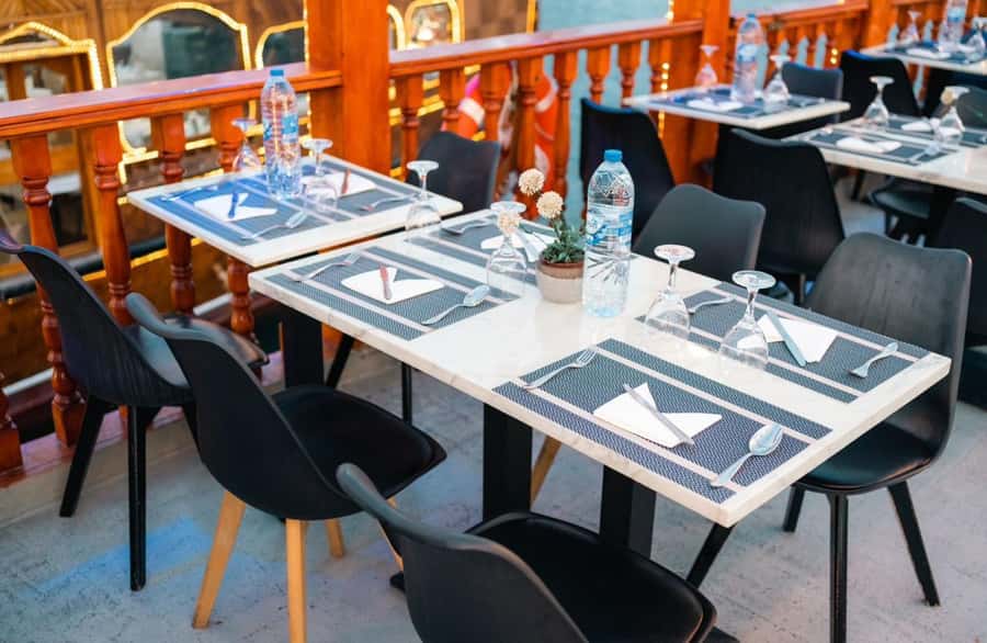 Dubai: Scenic Dhow Cruise with Buffet Dinner and Live Shows - Finding Dubai Old Village and the meeting point