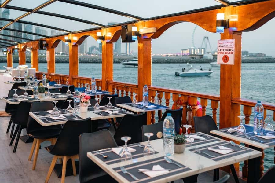 Dubai: Scenic Dhow Cruise with Buffet Dinner and Live Shows - Small details that can affect your evening