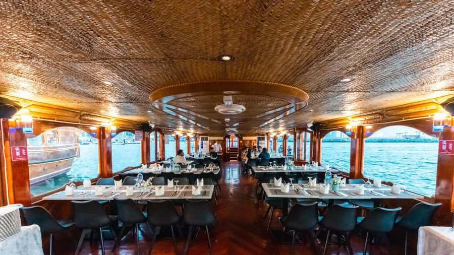 Dubai: Scenic Dhow Cruise with Buffet Dinner and Live Shows - What the 105 minutes actually feels like