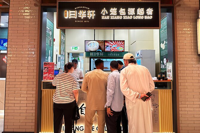 Dubai Secret Food Tours with Access to Burj Khalifa bar - What $150 buys you