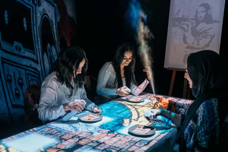 Dubai: Seven Paintings Immersive Dining Show Tickets - Seven Courses, Seven Artistic Ideas
