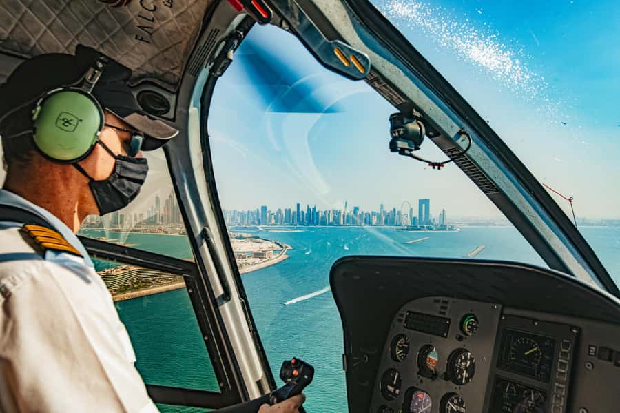 Dubai: Sightseeing Helicopter Ride from The Palm - Seeing Dubai’s scale from Atlantis The Palm