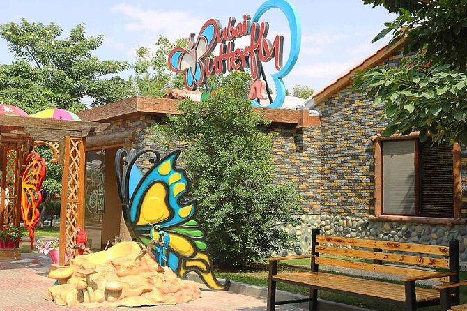 Dubai: Skip-The-Line Ticket to Butterfly Garden - Walking into a cool world of butterflies