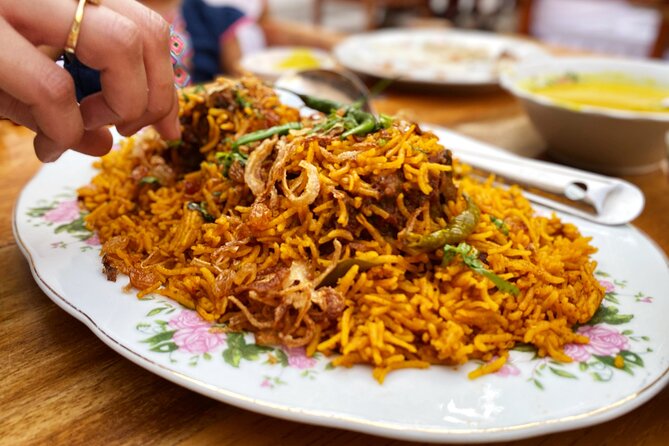 Dubai Souks, Food & Culture Walking Tour - Why this Old Dubai walk is different