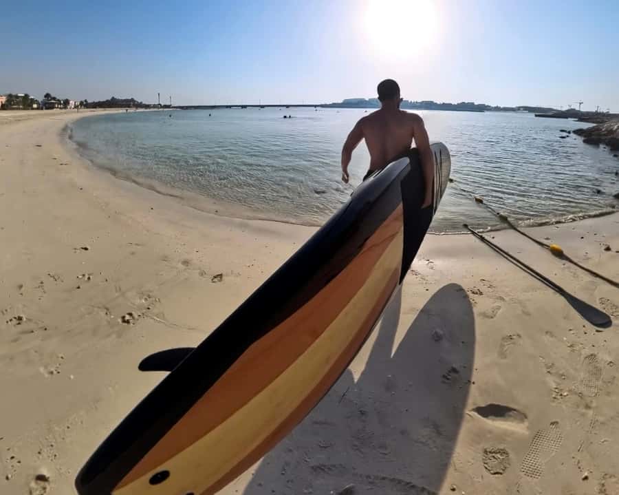 Dubai: Stand-Up Paddle Boarding with Burj Khalifa View - The photo opportunity is part of the appeal