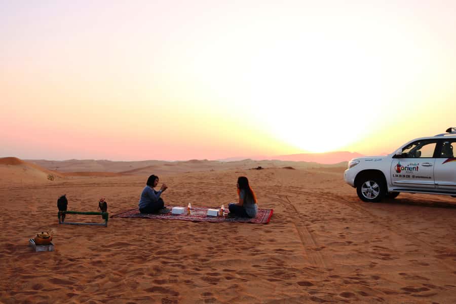 Dubai: Sunrise Desert Jeep Safari with Wildlife Experience - Key points to know before booking