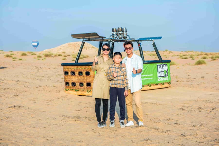 Dubai: Sunrise Hot Air Balloon Ride with Transfers - Landing, certificates, and the ride back