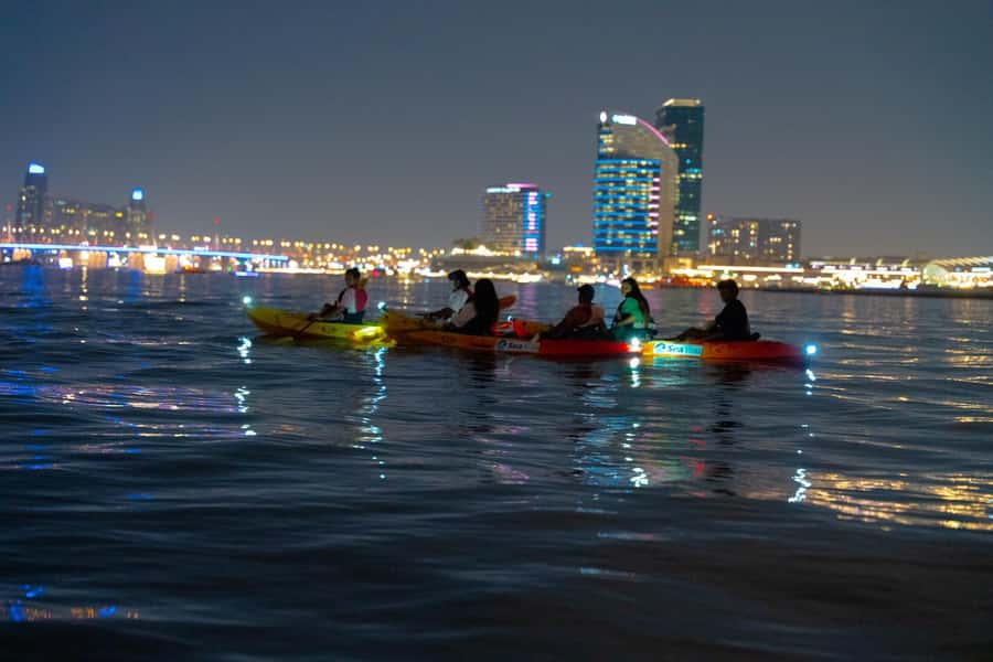 Dubai: Sunset/Night Dubai Creek Kayak Tour - The paddle back to the marina